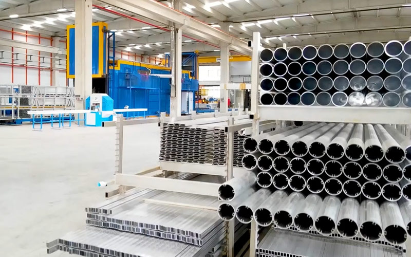 Aluminaks